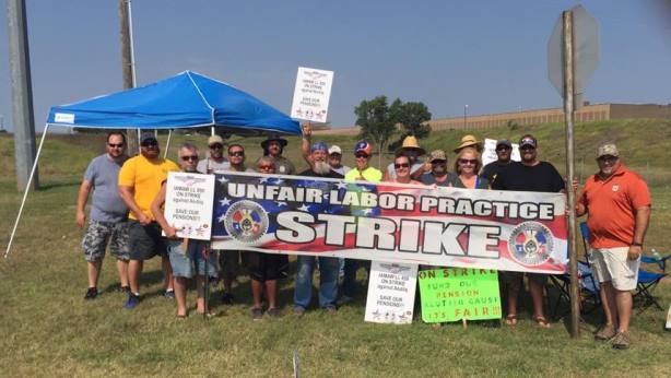 IAM Rallies Behind Striking Tinker AFB Members