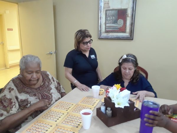 LL811 Human Rights Committee Brings Joy to Seniors