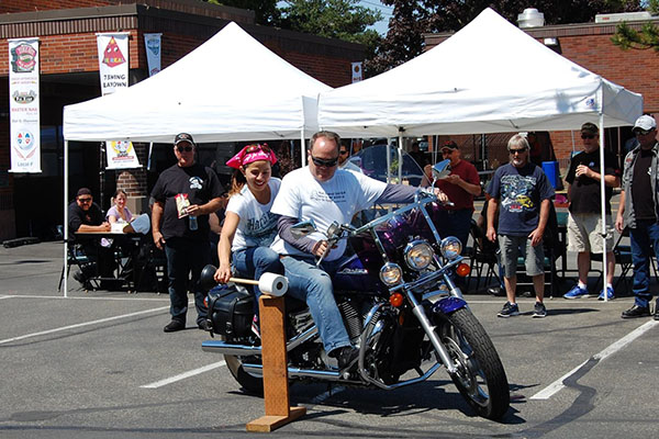 Seattle Area Machinists Ride to Benefit Guide Dogs of America