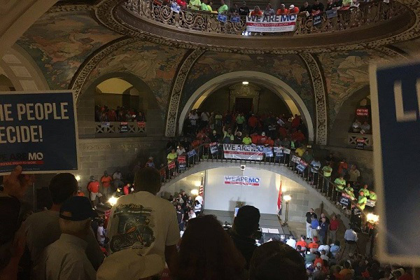 IAM Members and Advocates Rally After Blocking Anti-Union Law