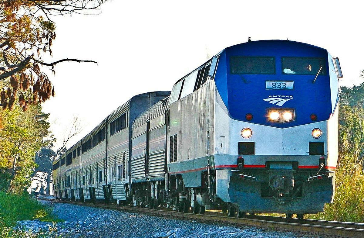 TCU-IAM Members, Lawmakers to Rally Against Outsourcing of Amtrak Call-Center Jobs