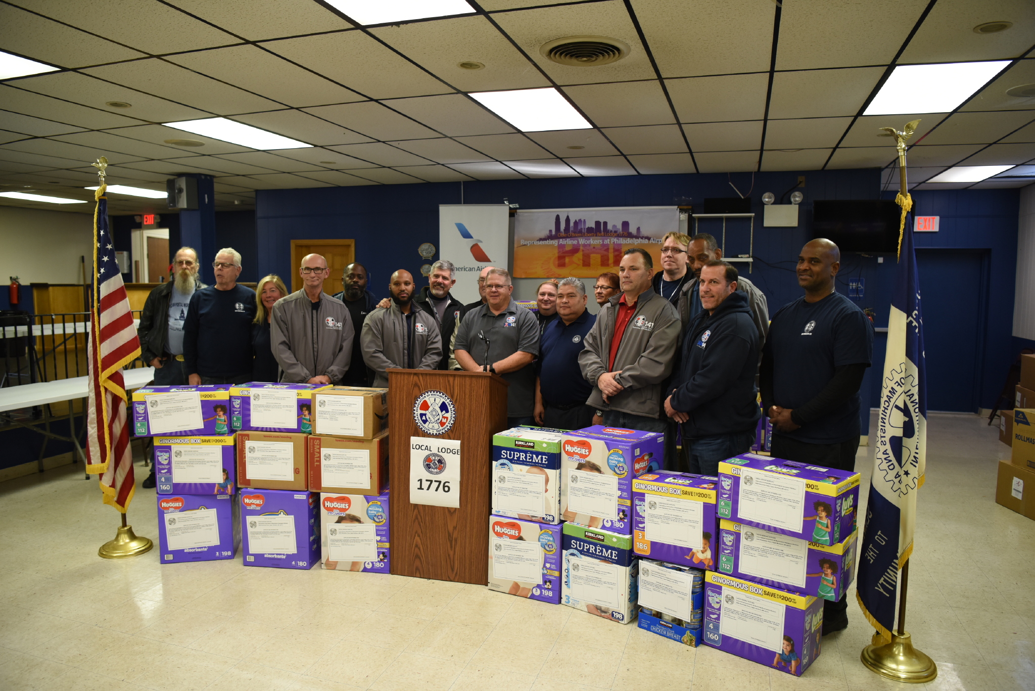 Machinists, American Airlines Partner for Relief Flight to Puerto Rico