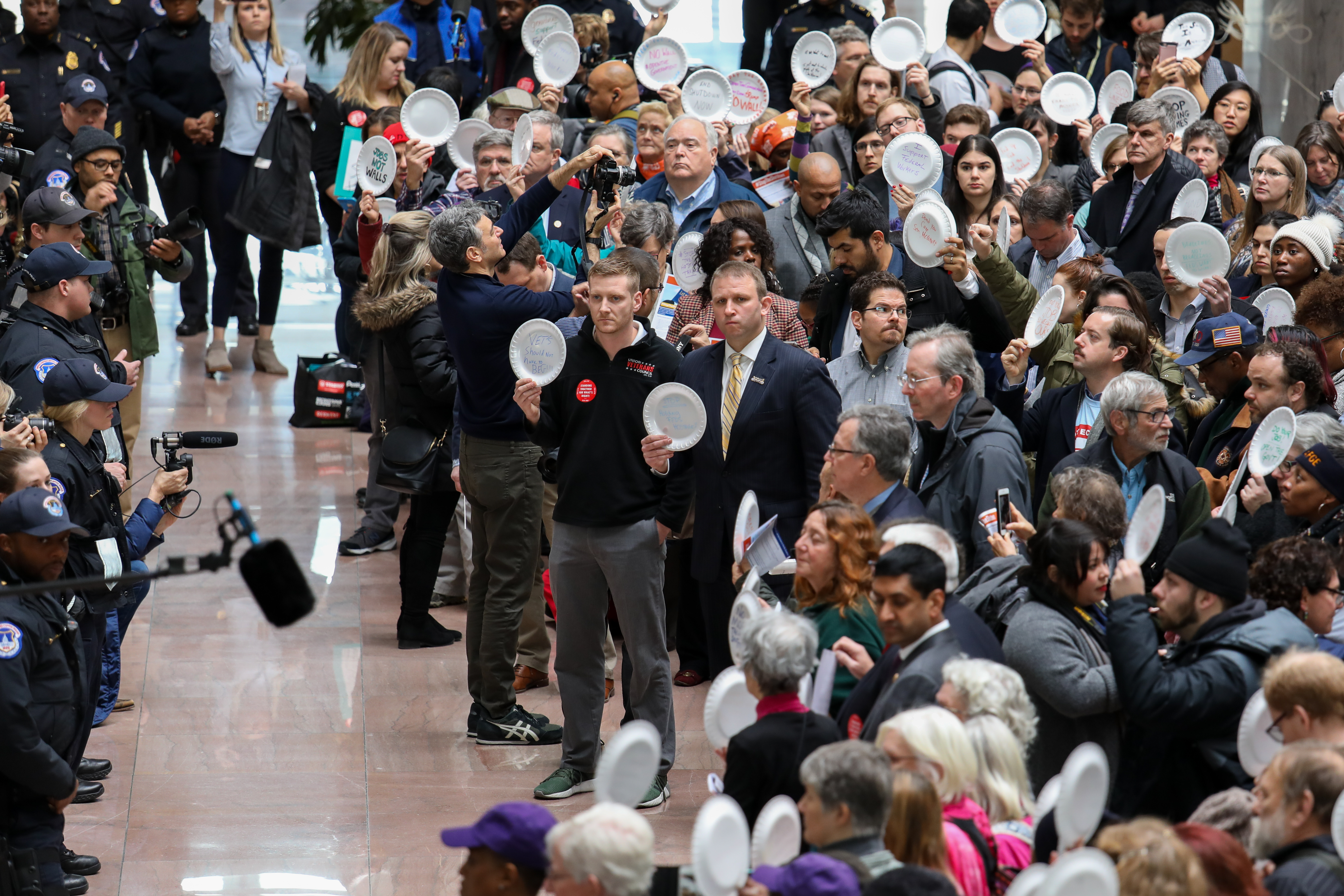 Hundreds Occupy Senate Building Calling End to Shutdown
