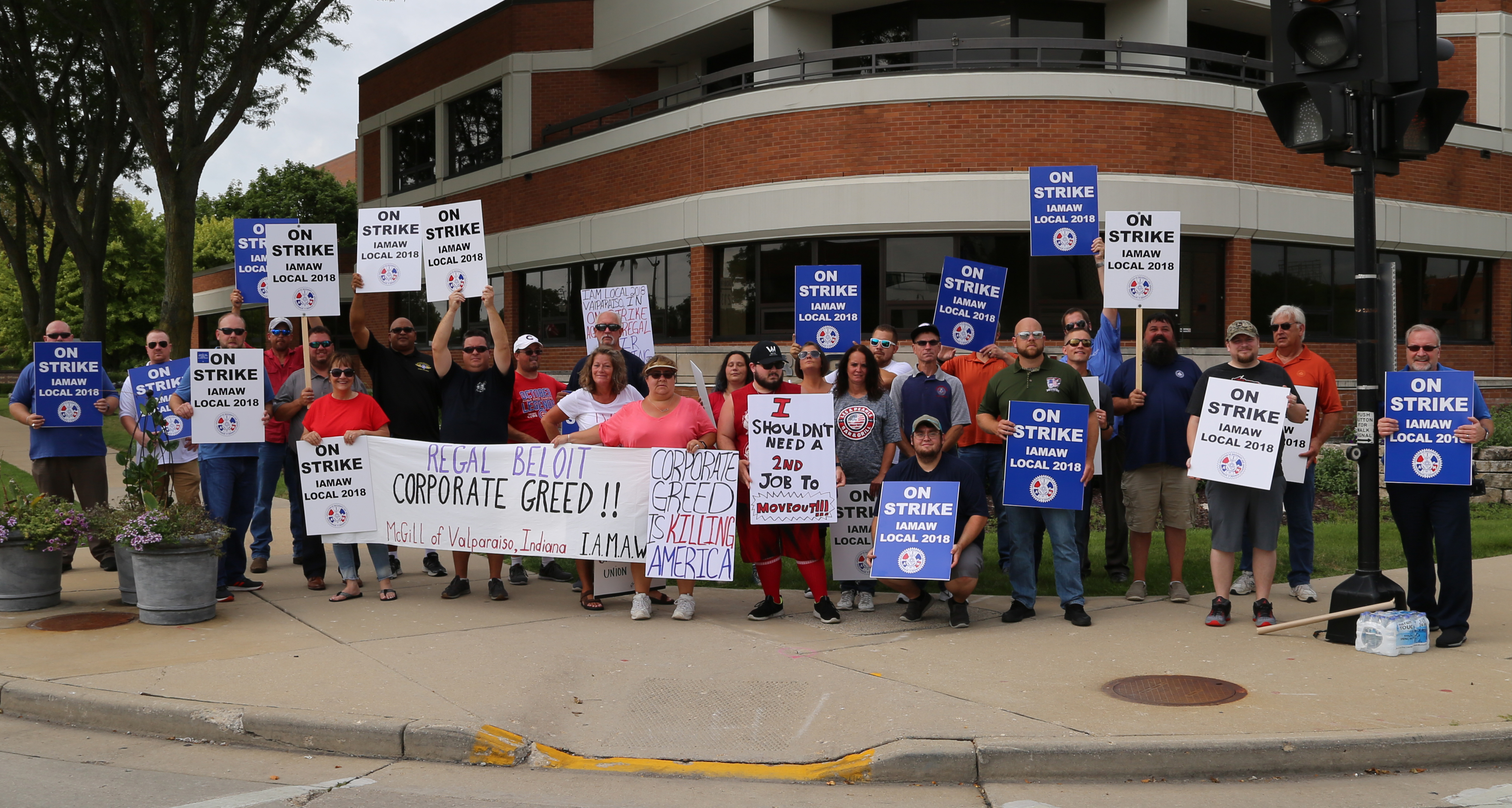 Machinists Union Asks Trump, Pence to Urge Regal Beloit to Reconsider Indiana Plant Closure