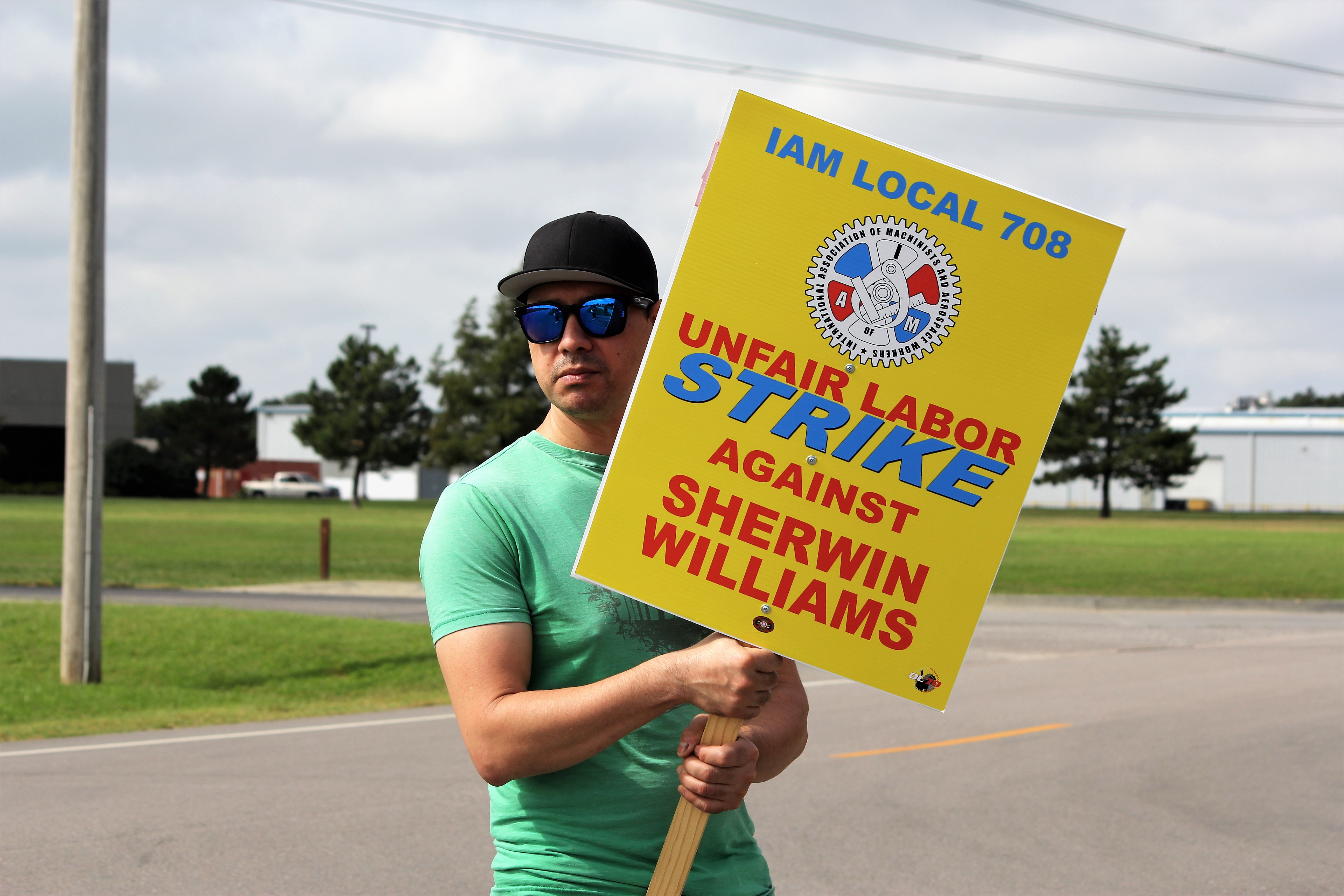 Machinists Strike at Sherwin-Williams