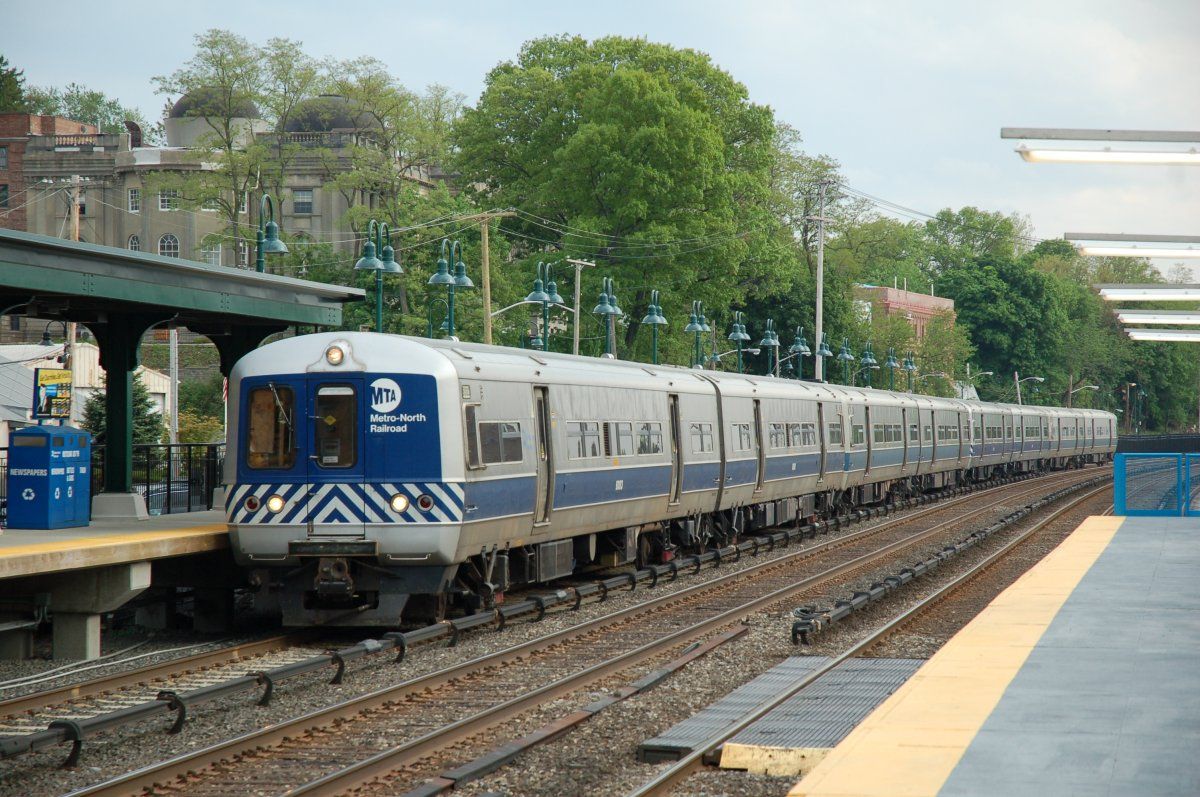 U.S. Transportation Department Rules Masks Aren’t Mandatory on Airlines, Public Transportation