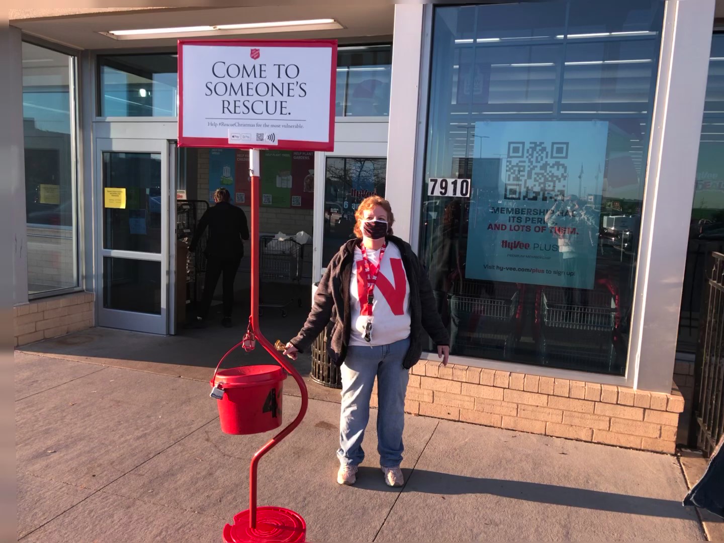 Omaha Local 31 Ringing Bells to Help Others this Holiday Season