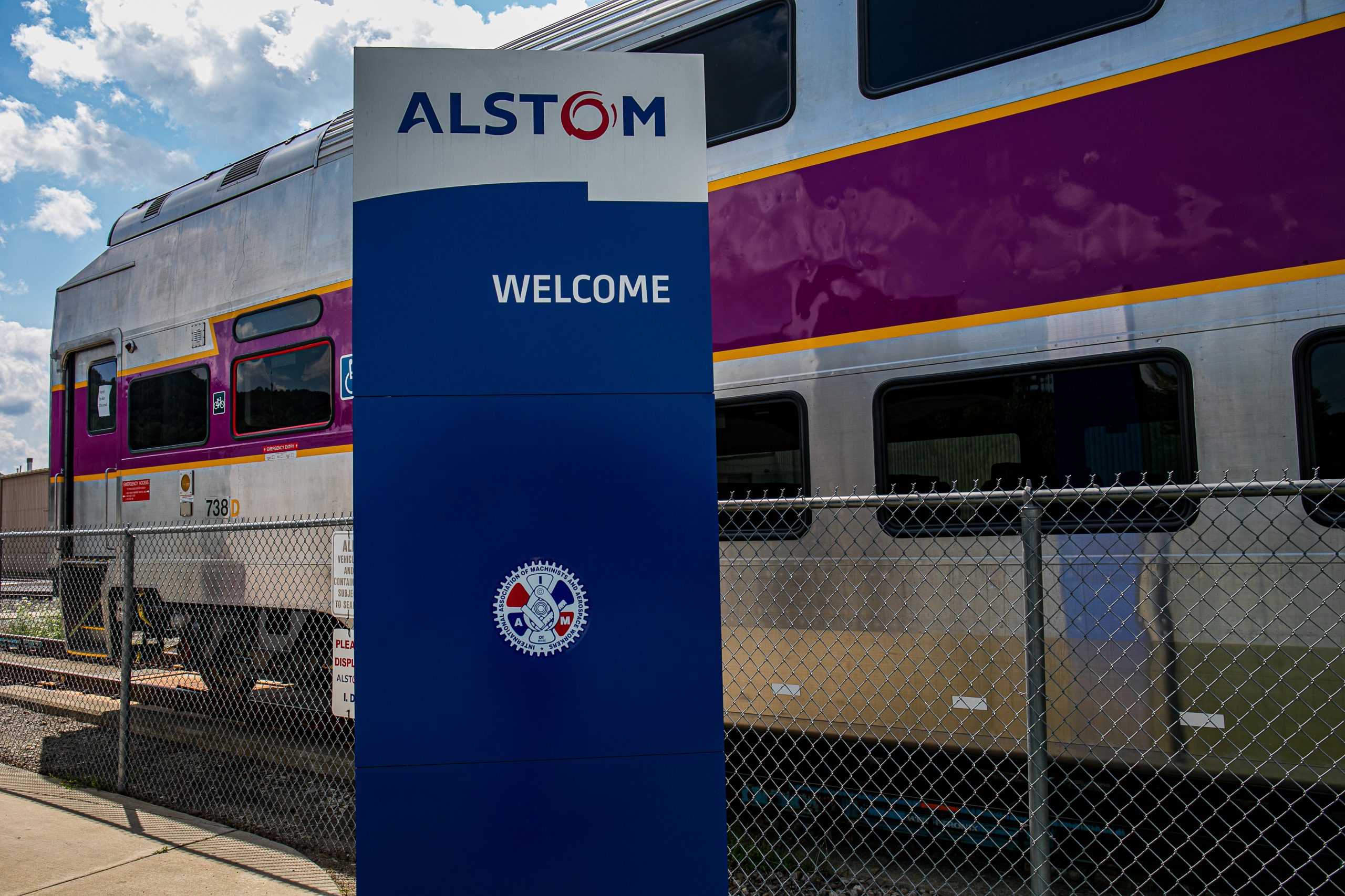 New York Machinists to Build New Chicago Metra Trains