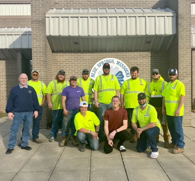 Blue Springs, MO Public Works Employees Vote to Join Machinists Union