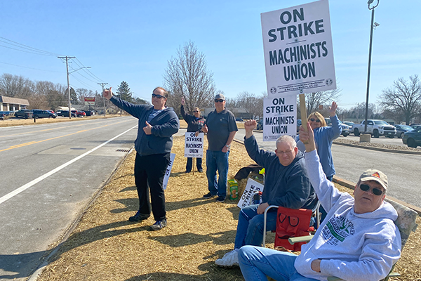 Strike Ends For Machinists Union Locals 388 and 1191 Members at Eaton Mission Systems Division of Davenport
