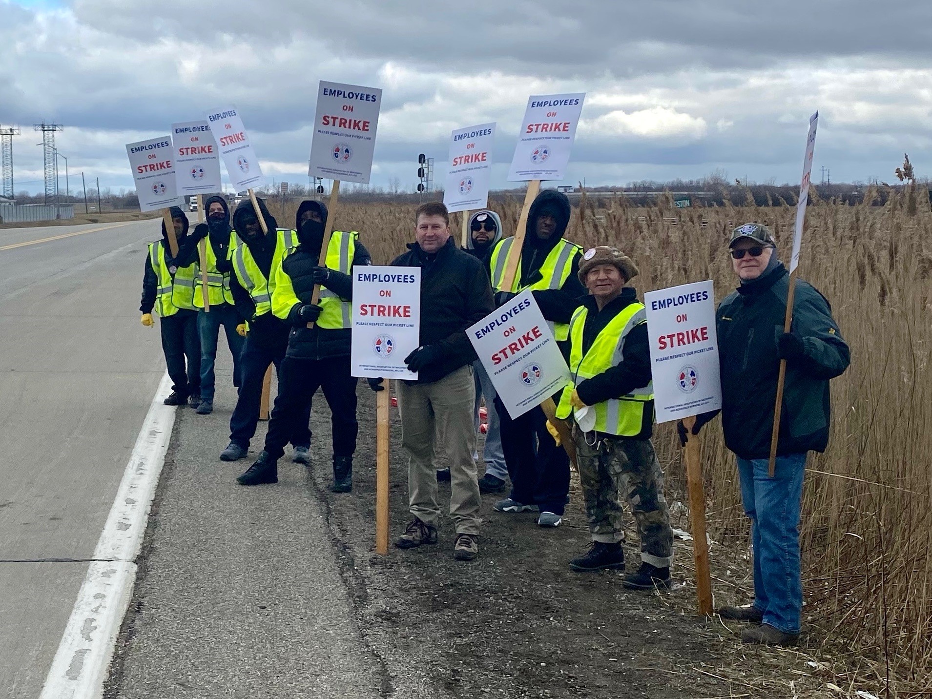 Detroit Local 698 Members at Swissport on Strike For Respect and Dignity