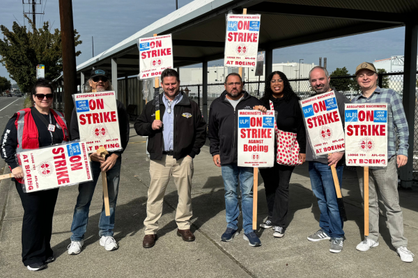 IAM Air Transport GVP Richie Johnsen Walks Boeing Picket Line
