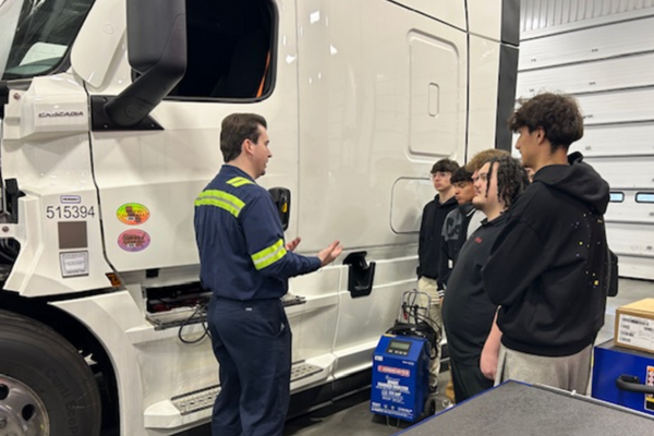 New Jersey High School Students Explore Career Paths Through IAM Local 447 Worksite Tour