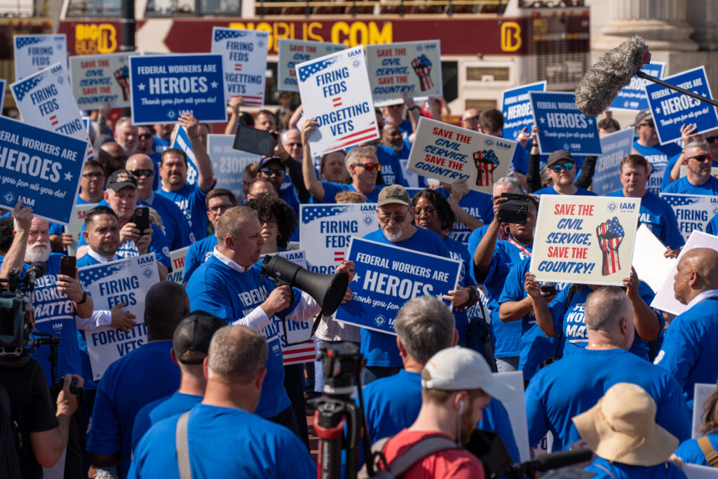 IAM Union Supports Federal Employees Civil Relief Act to Protect Federal Workers and Contractors During Government Shutdowns