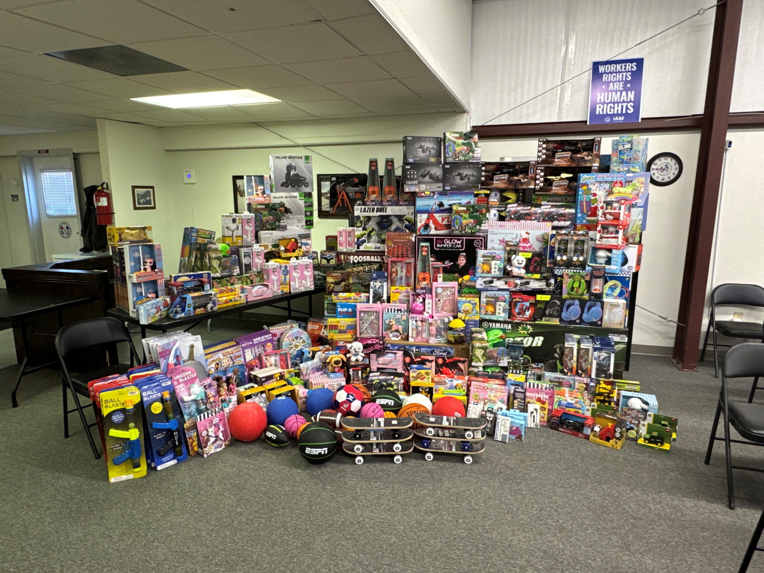 IAM Local 18 Supports Mississippi Police Department Toy Drive