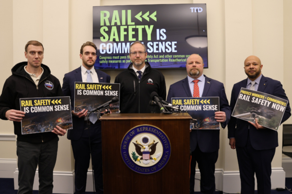 On East Palestine Anniversary, IAM Union and TCU/IAM Help Lead Labor’s Fight for Rail Safety