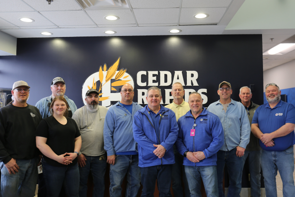 IAM Union Leadership Tours Cedar Rapids Quaker Oats Facility, Reinforces Commitment to Members