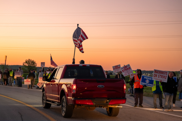 Hundreds of IAM Local 778 Members Rally at Olin Winchester’s Lake City Army Ammunition Plant Strike Line