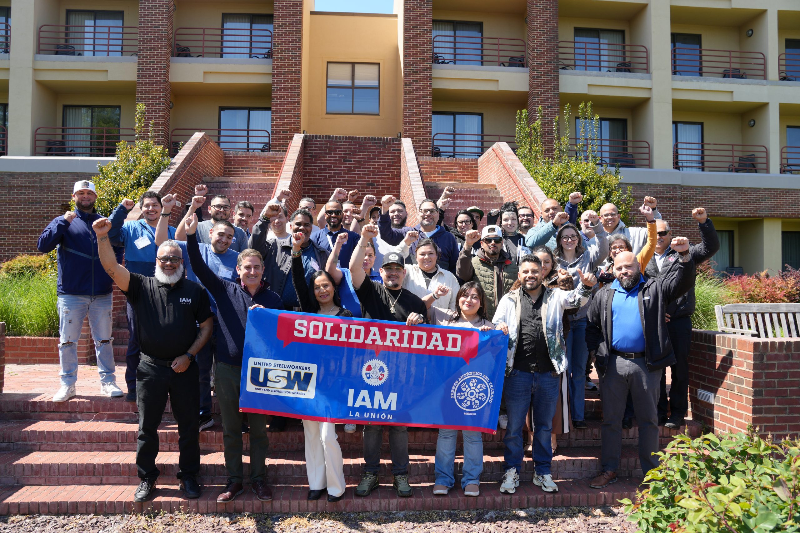 IAM Union, Steelworkers Stand in Solidarity with Eaton Workers in Aguascalientes, Mexico