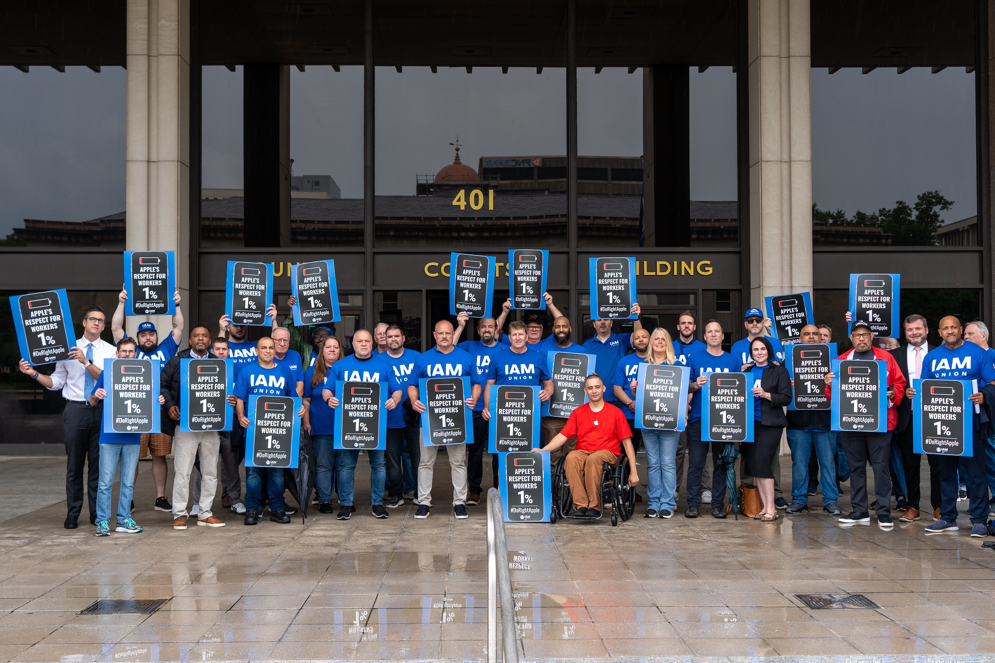 Community Protests Discriminatory Treatment of IAM Local 4538 Members at Apple’s Towson Store