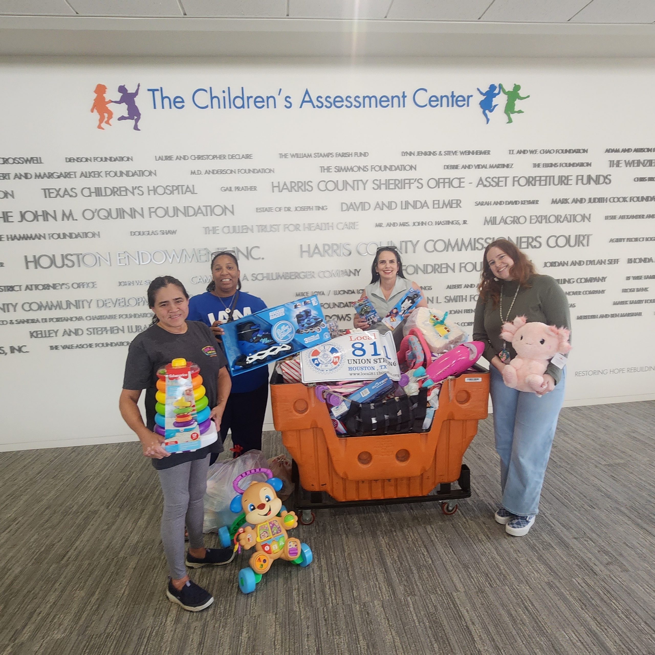 IAM Local 811 Women’s Committee Supports Houston Children and Families in Need