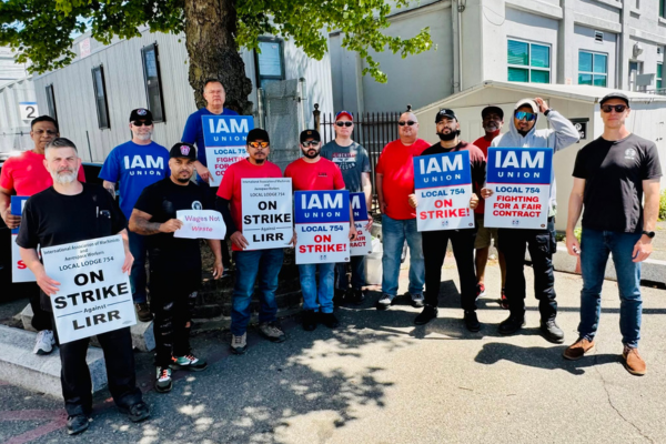 IAM District 19 and TCU/IAM Members Overwhelmingly Ratify Historic Long Island Rail Road Agreements