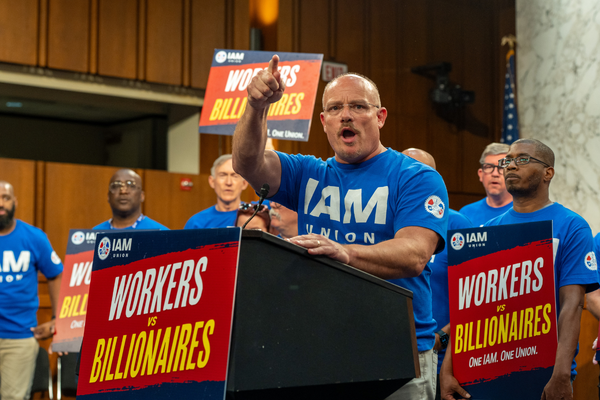 IAM Union Endorses Make Billionaires Pay Their Fair Share Act