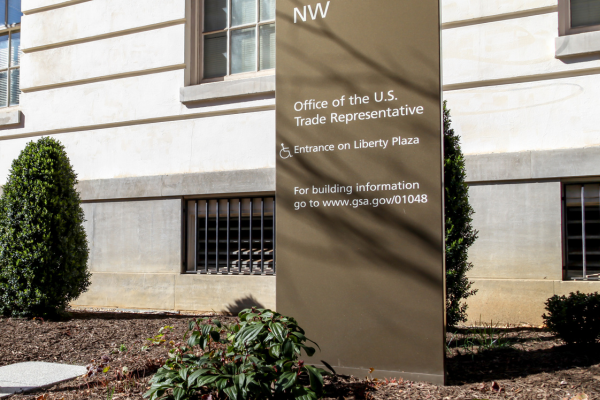 USW, IAM Urge USTR to Reconsider Canada Trade Policy