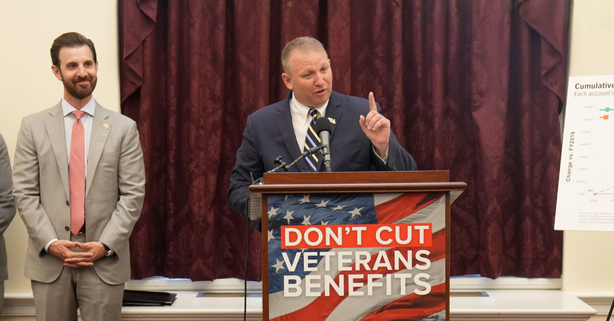 IAM, NFFE-IAM Joins Fight Against Proposed Veterans Benefit Cuts